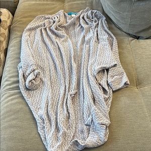 Light grey long sweater/cardigan